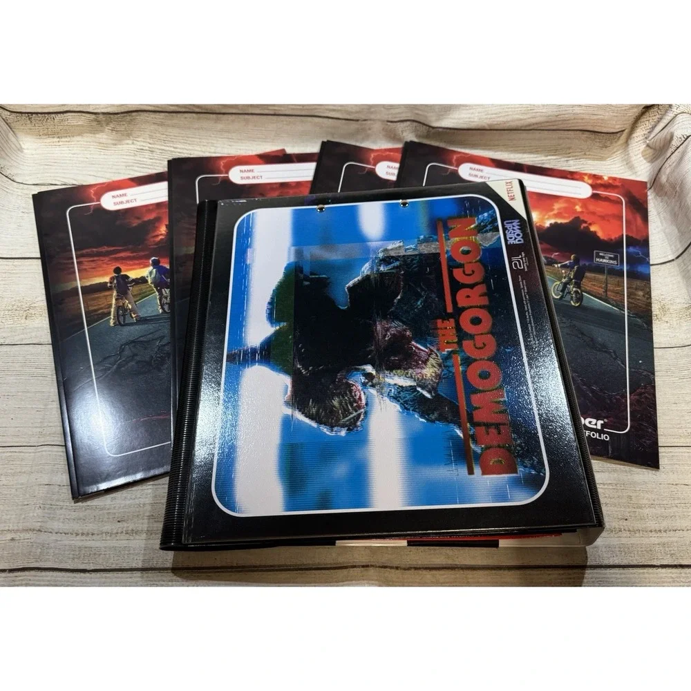 NEW Stranger Things Trapper Keeper Binder Book & 4 Extra Folders 6 Total Tub14